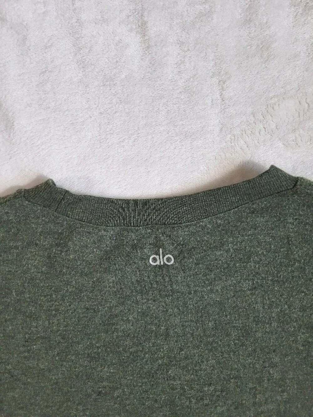 ALO Yoga Glimpse Medium in Forest Green